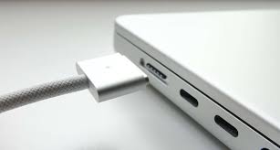 How to M2 MacBook Air 13.6 2022 Teardown